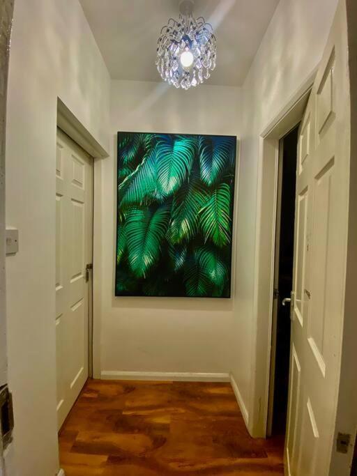 5 Bedroom House Near Cardiff City. المظهر الخارجي الصورة
