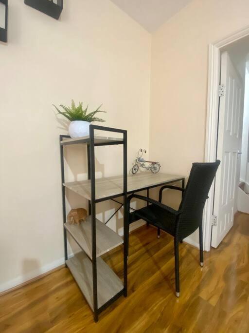 5 Bedroom House Near Cardiff City. المظهر الخارجي الصورة