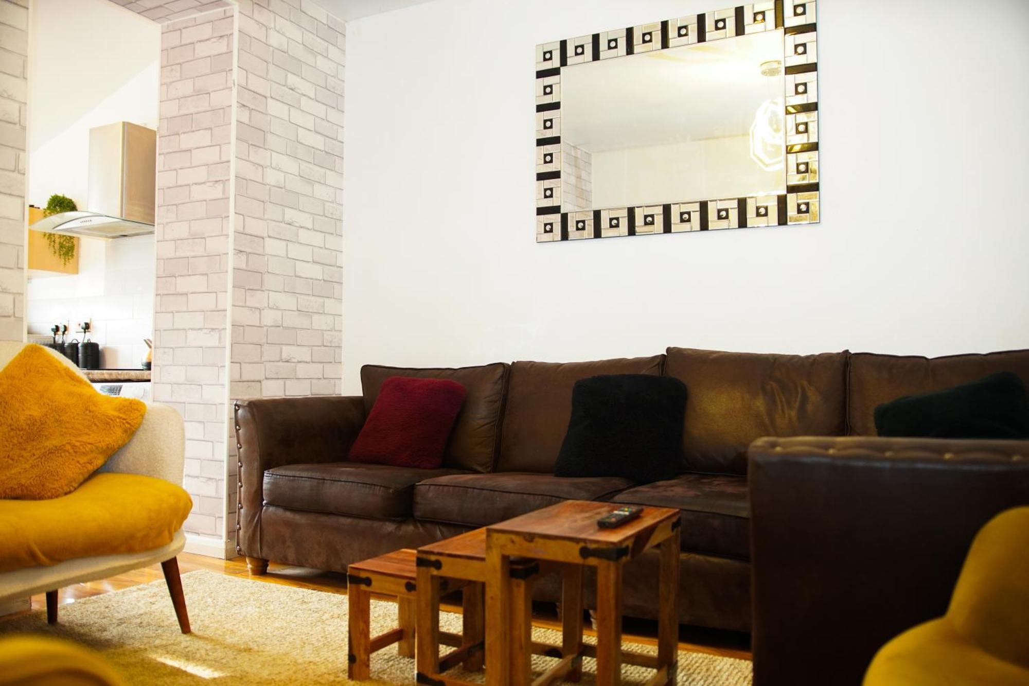 5 Bedroom House Near Cardiff City. المظهر الخارجي الصورة